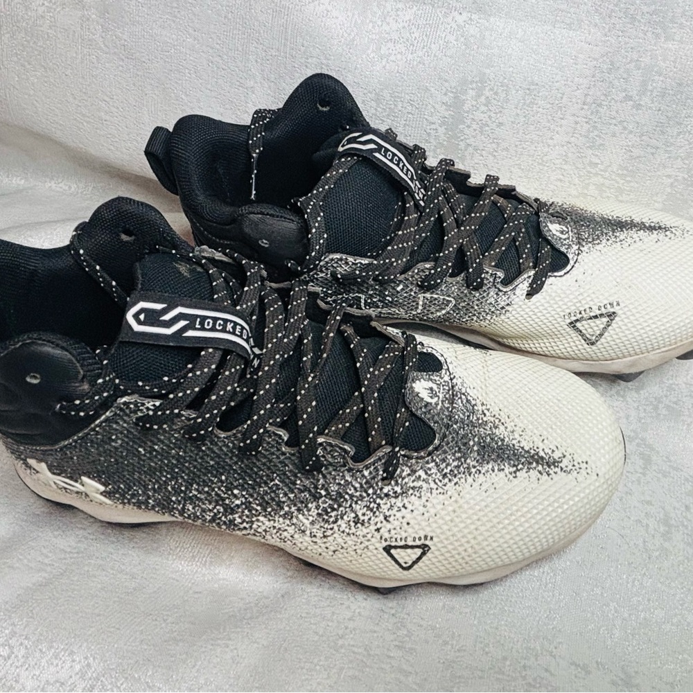 Under Armour Kids Black and White Sneakers